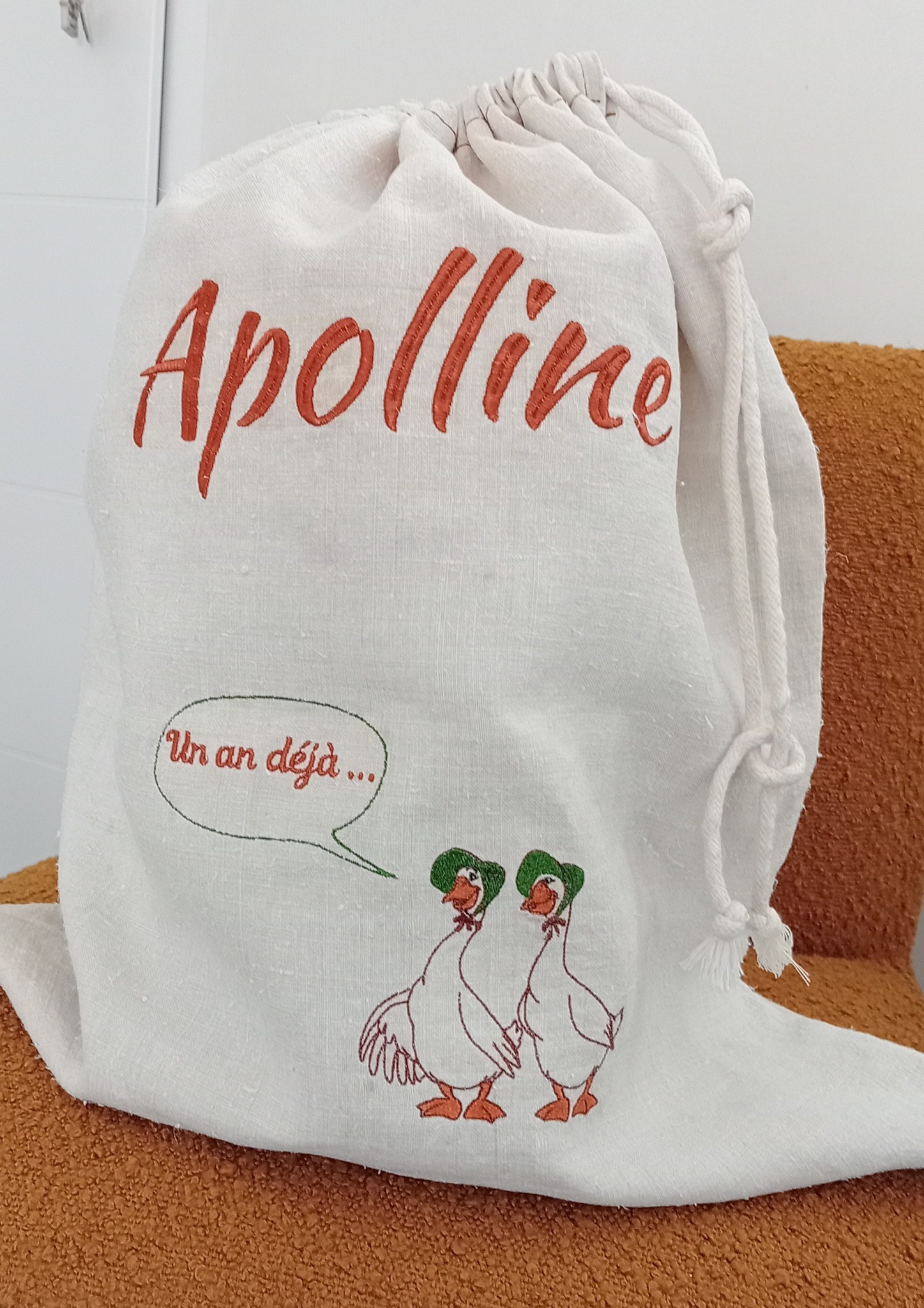 sac cadeau anniversaire brodé 1