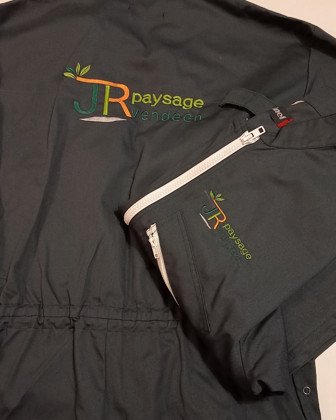 Broderie cote de travail entreprise 4