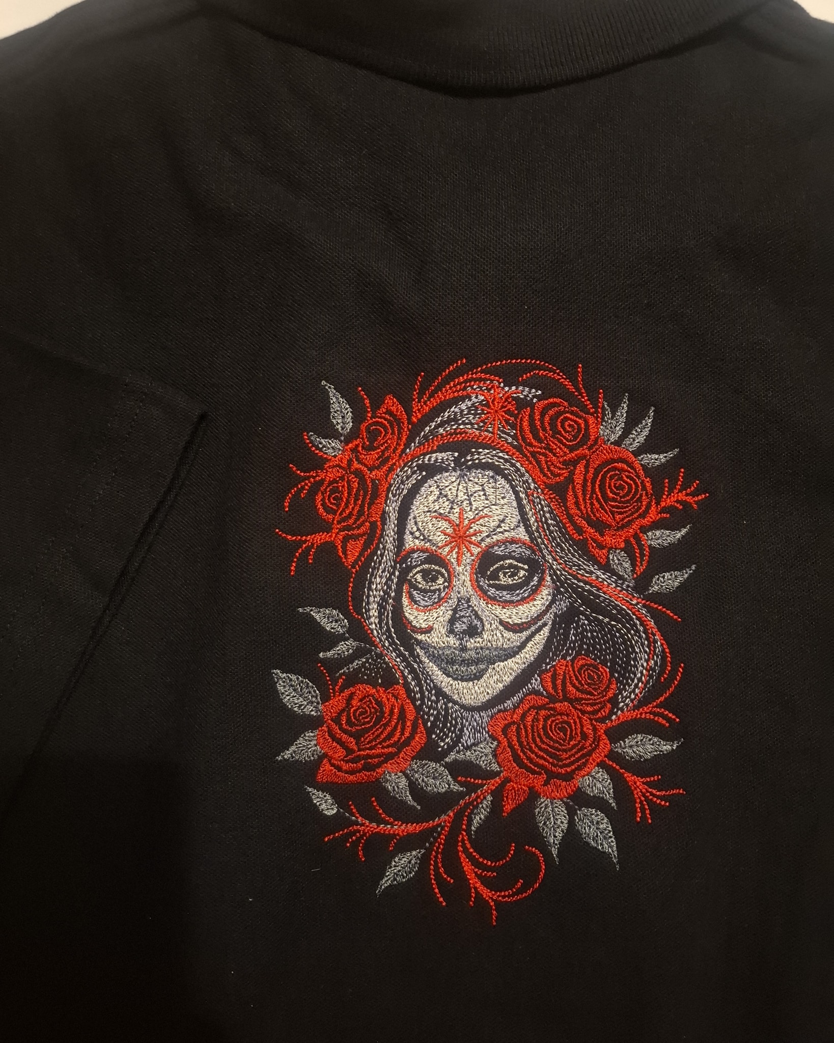 Broderie effet tatouage roses Luçon 1