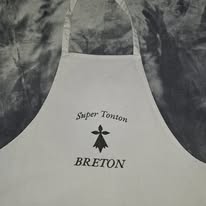 Broderie tablier personnalisé bretagne Vendée 1